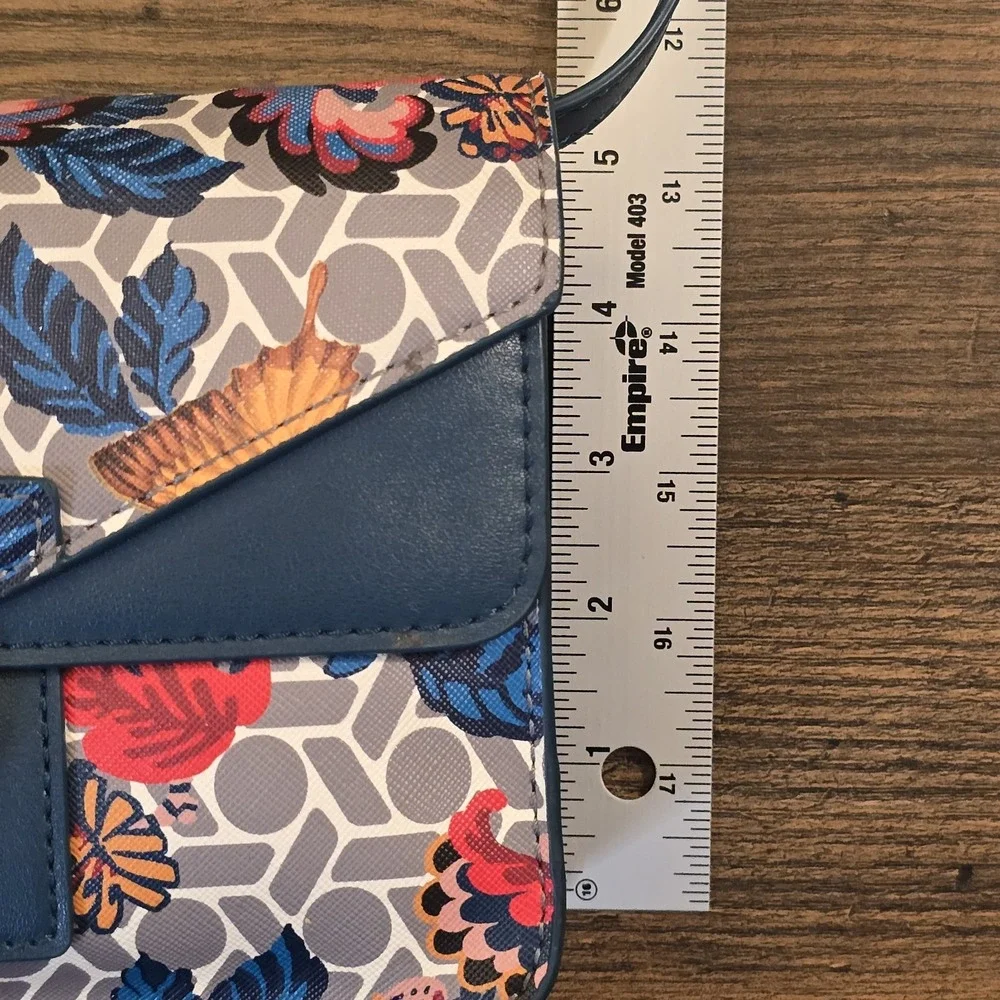 Anne Klein‎ Diana Double Flap Crossbody Strap Lion Floral Print Shoulder Purse